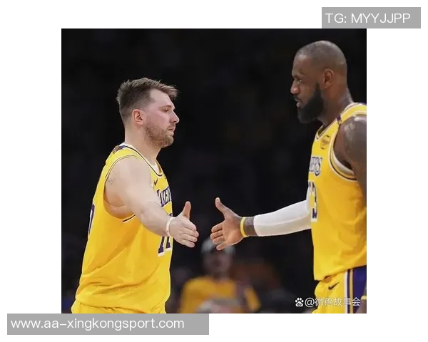 詹姆斯赞掘金首节三分火力全开下半场我们加强防守提升竞争力